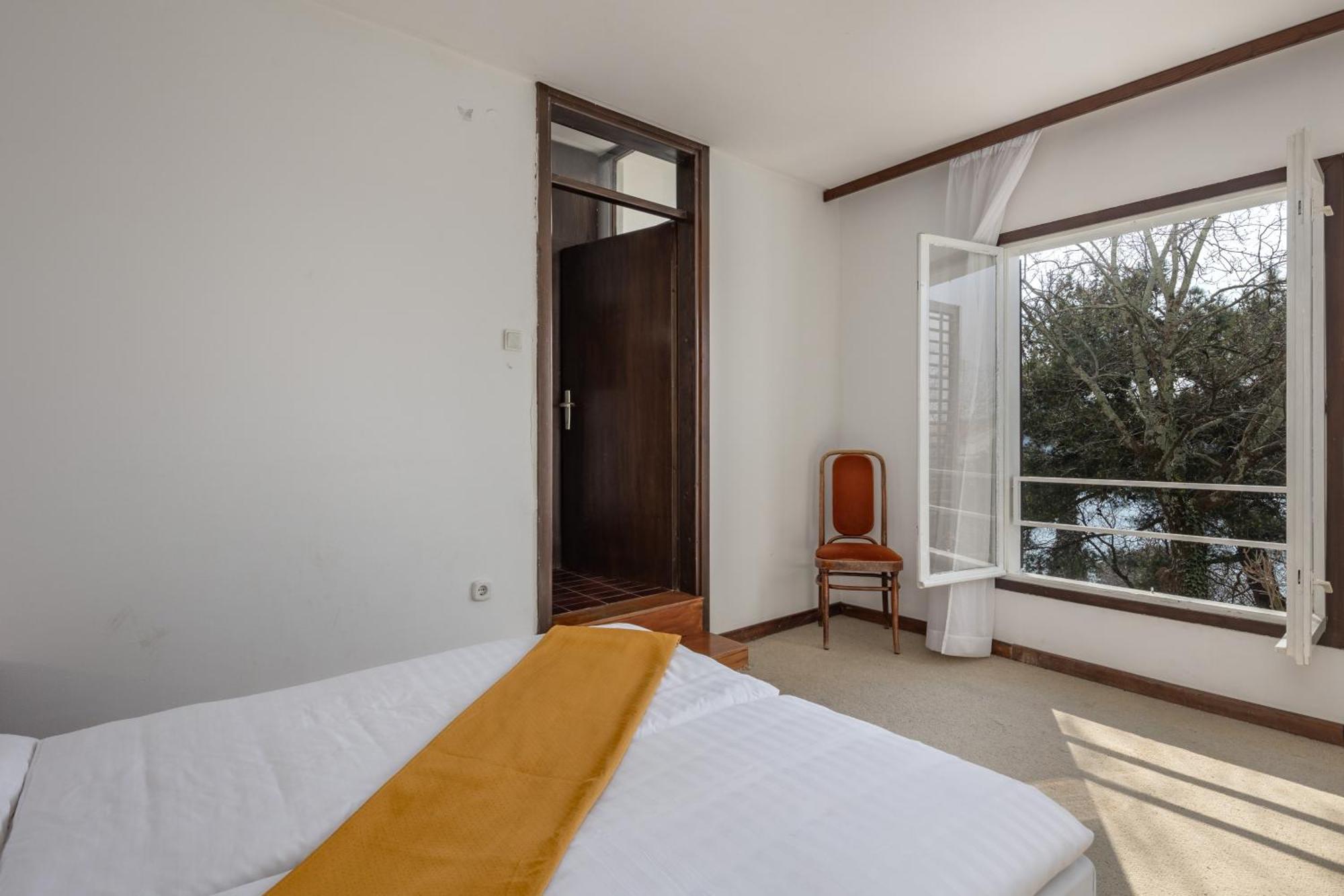 Uvala Scott Hotel Kraljevica Bagian luar foto